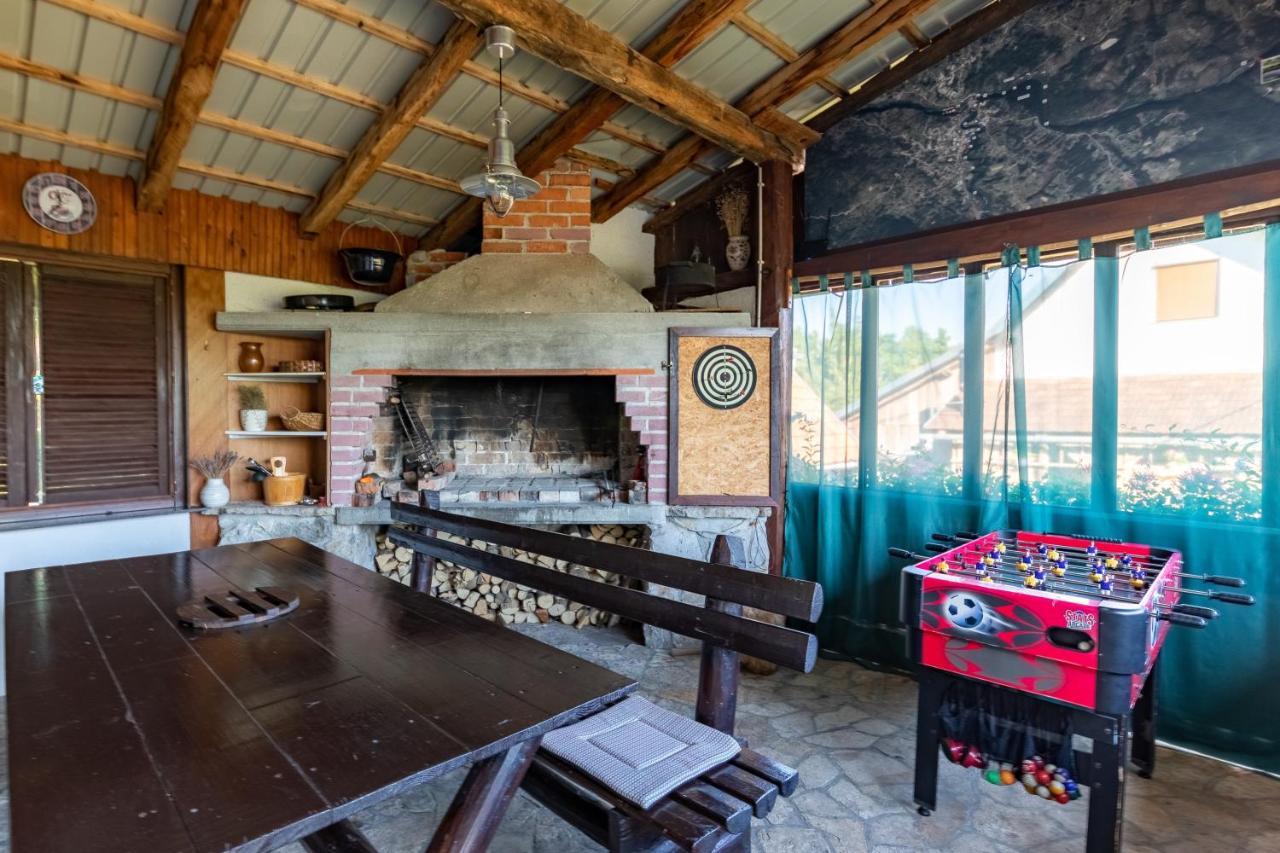 Farmstay Kotic Слуни Экстерьер фото