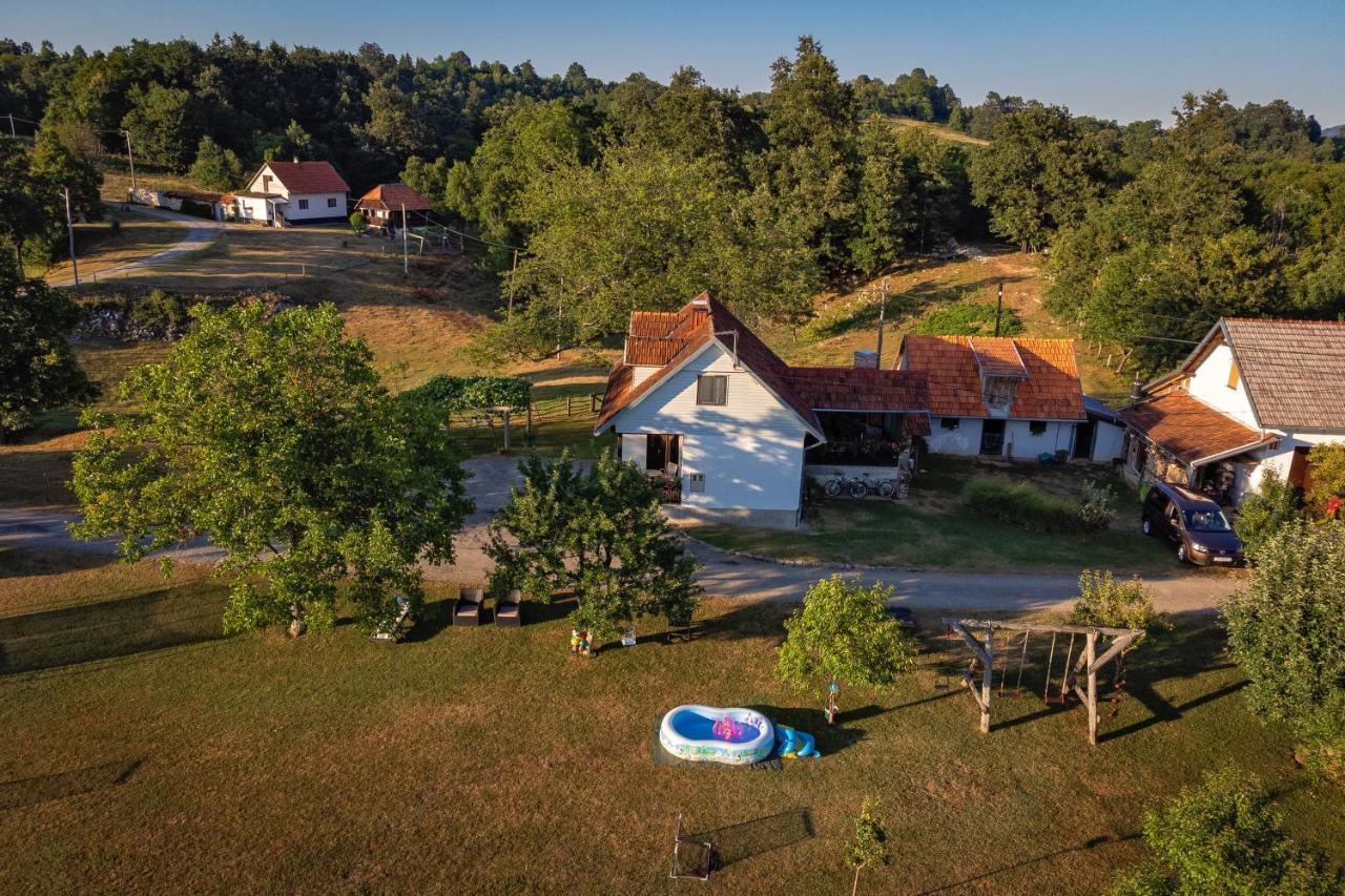 Farmstay Kotic Слуни Экстерьер фото