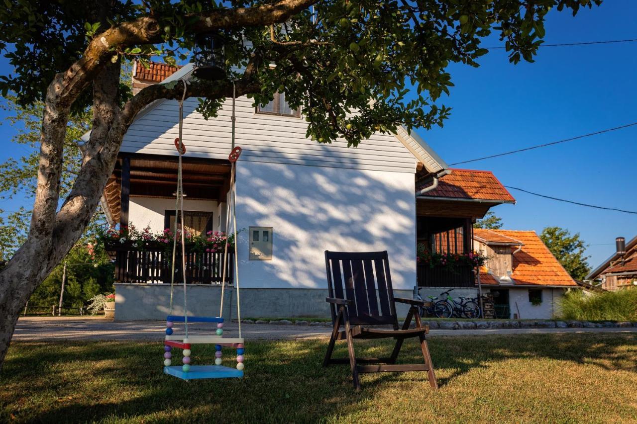 Farmstay Kotic Слуни Экстерьер фото